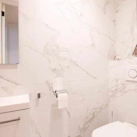 Διαμέρισμα Marvelous And Luxurious For 4 *