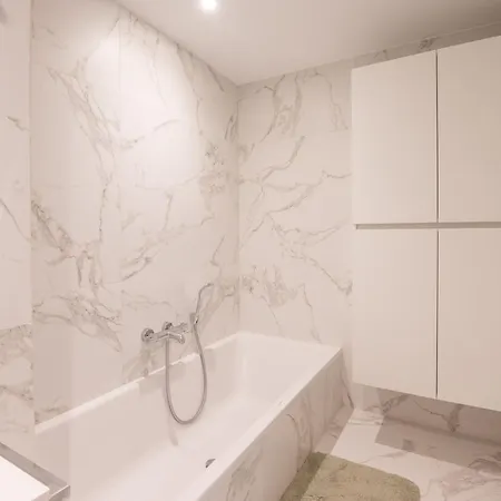 Apartment Marvelous And Luxurious With Parking